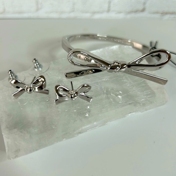 Kate Spade Skinny Mini Bow Bangle and Skinny Mini Bow Studs (SET) NWT - Picture 3 of 17